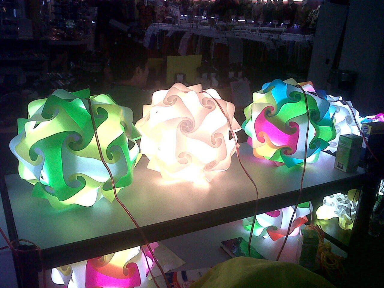 Lampu Hias dari Bahan Fiber