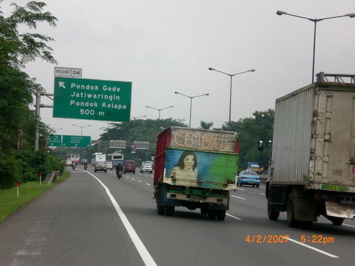 Hidup bagaikan jalan tol yang panjang