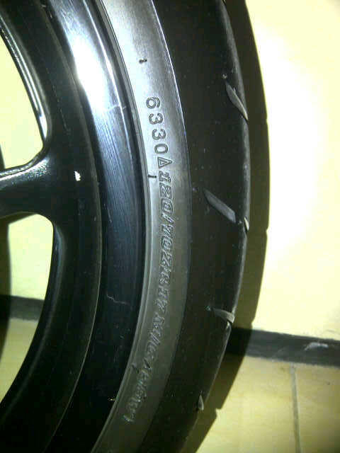 DI JUAL YAMAHA R1 2002