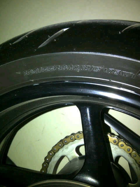 DI JUAL YAMAHA R1 2002