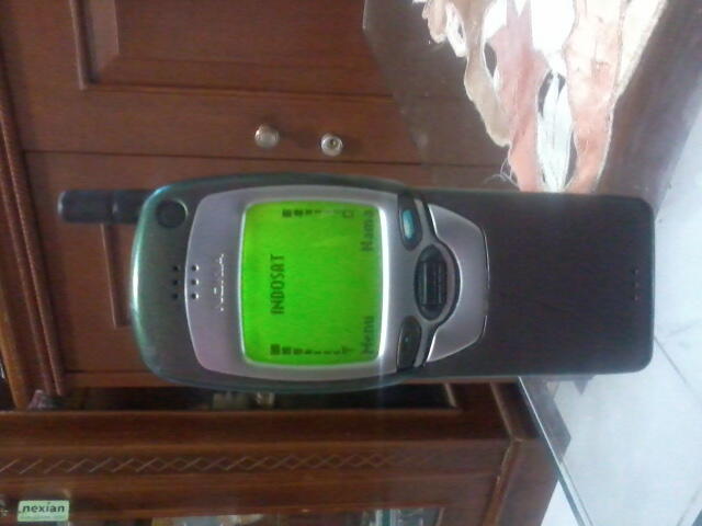 hp jadul Nokia 7110 (Bunglon)
