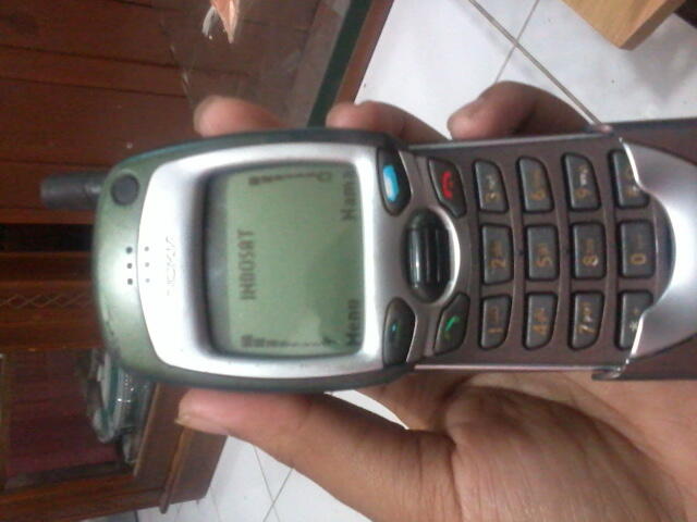 hp jadul Nokia 7110 (Bunglon)