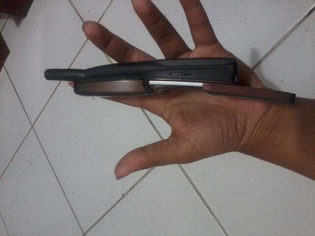 hp jadul Nokia 7110 (Bunglon)