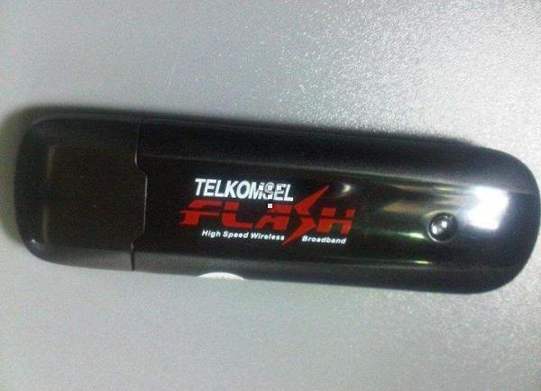 Modem Advan Jetz + perdana three free internet 1 th