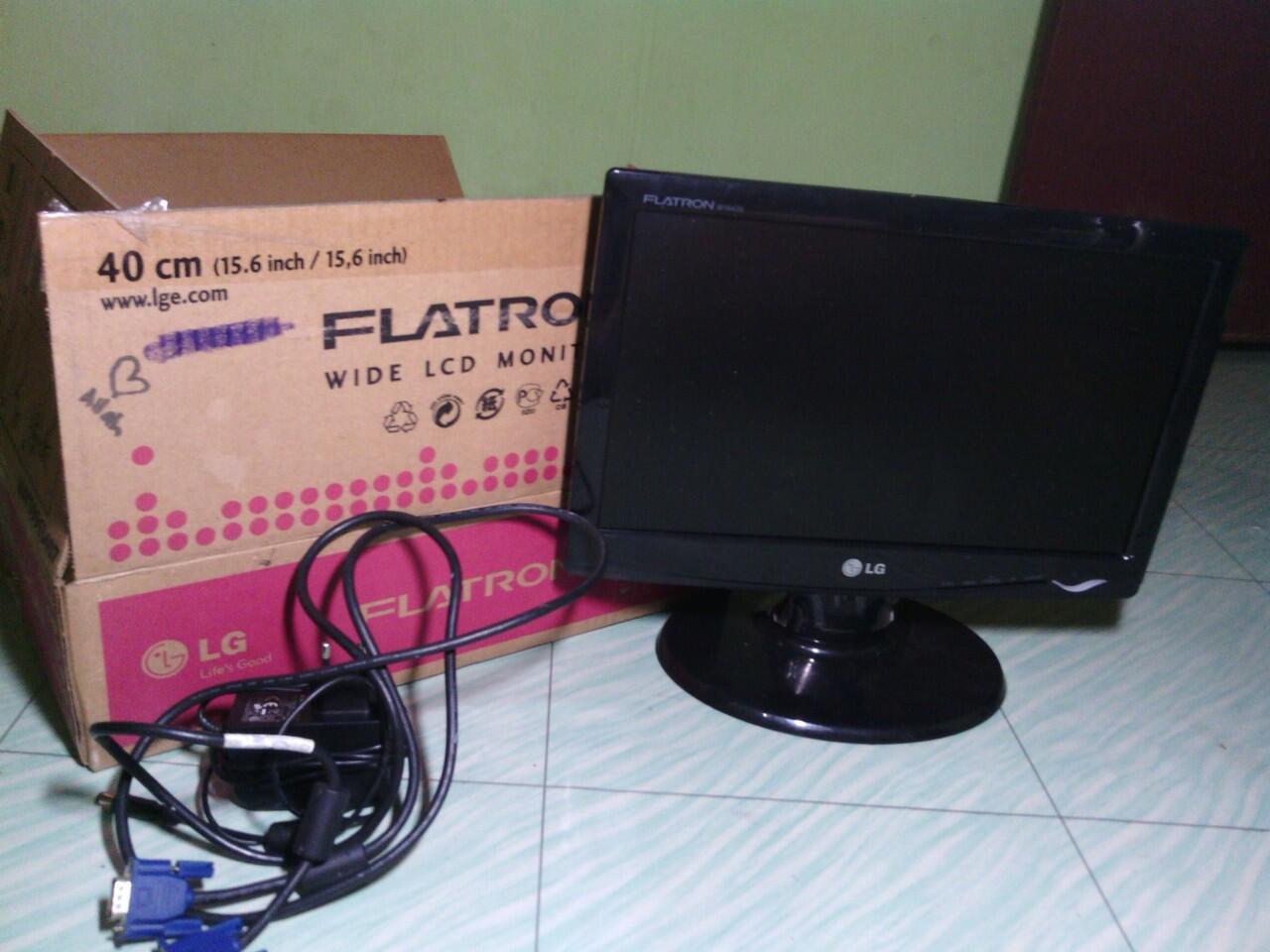LCD LG second jrg dipake 850rbu 15,6inchi