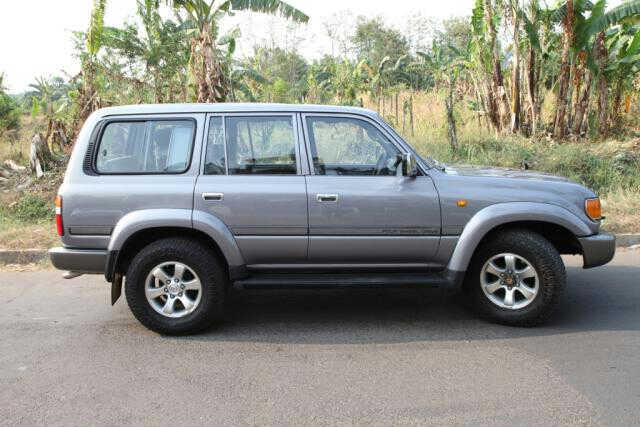 TOYOTA LAND CRUISER ( Berbagai type, koleksi pribadi)