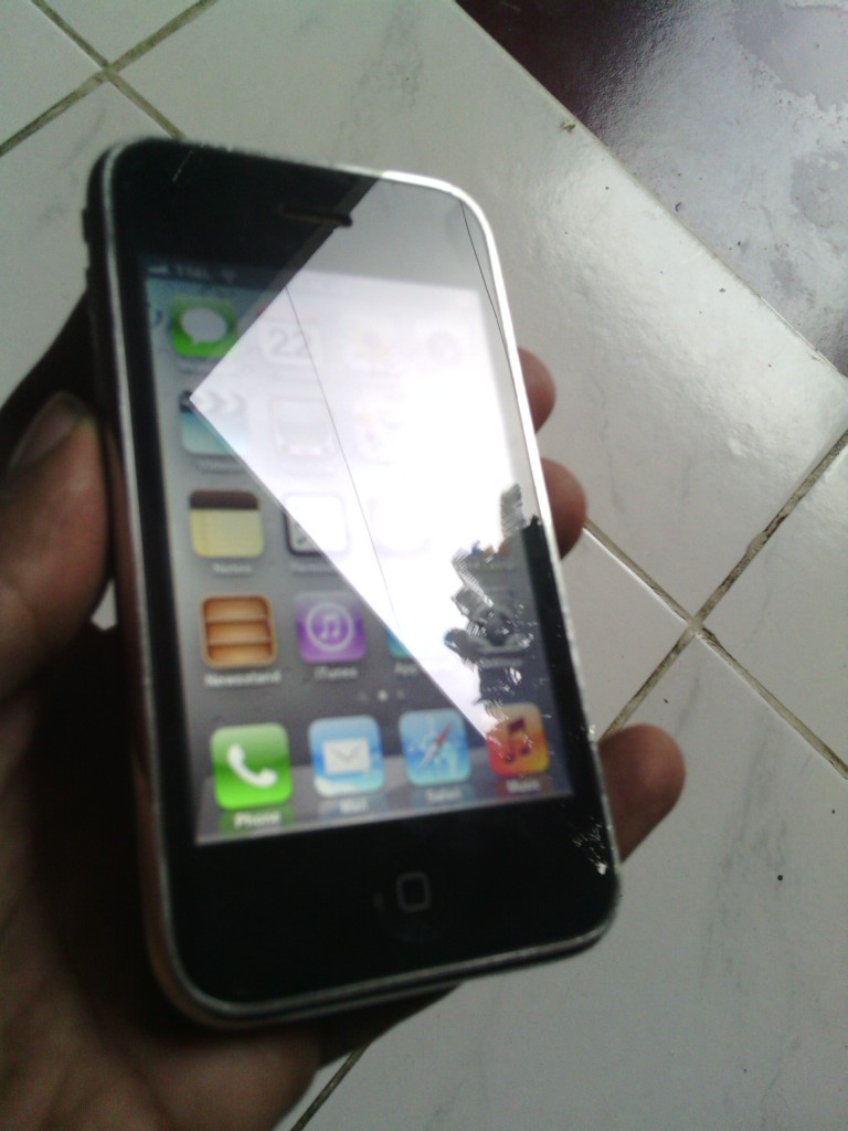 iphone 3gs 8gb jual / TT semarang semarang semarang semarang semarang
