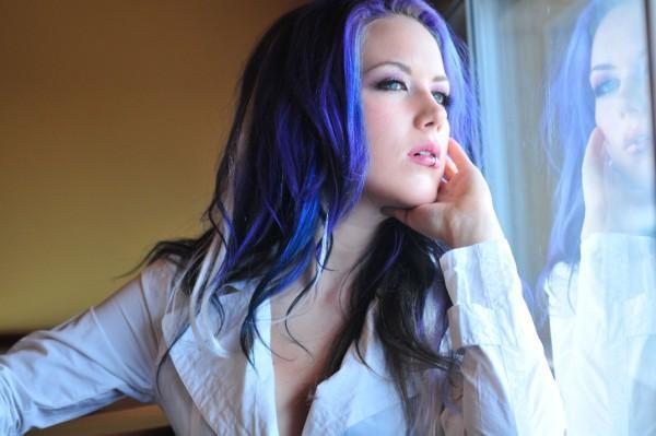 &#91;SHARE&#93; THE AGONIST | band metalcore vokalis cewe sangar gan