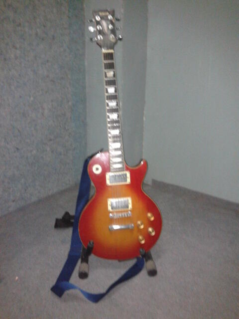 wts : YAMAHA Les Paul 1979