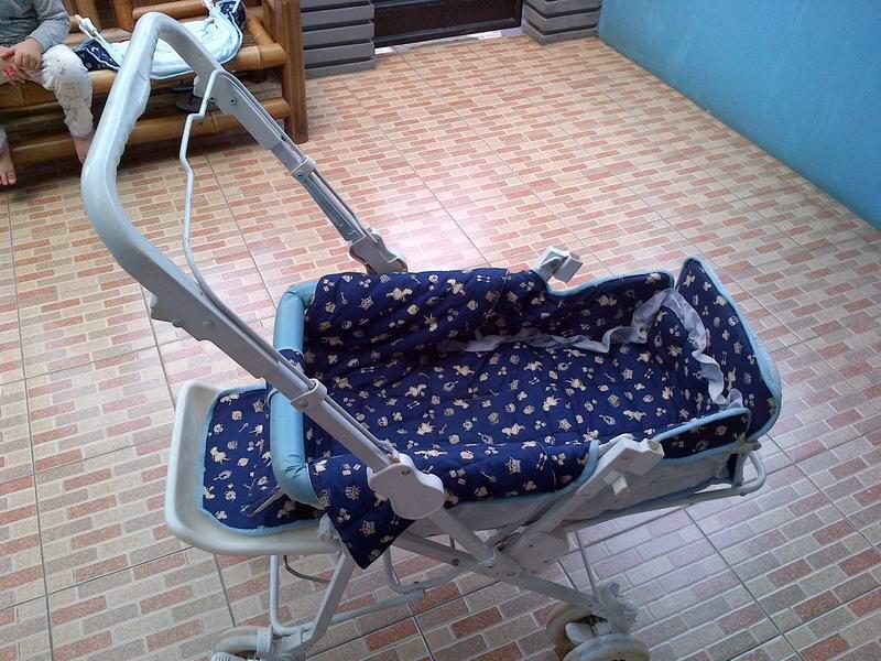 (BEKAS) STROLLER BAYI MERK ELLE