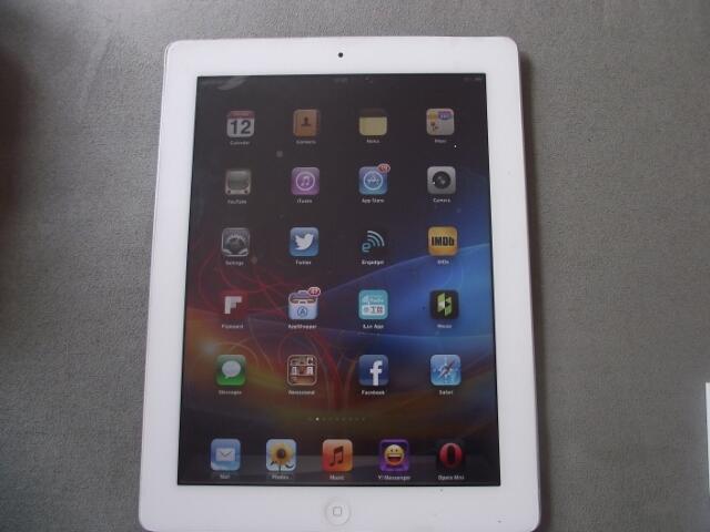 Jual iPad 2 wifi white 16 Gb Second,masih garansi 11 bulan