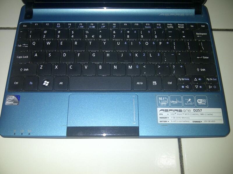 NETBOOK ACER ASPIRE ONE D257 BLUE