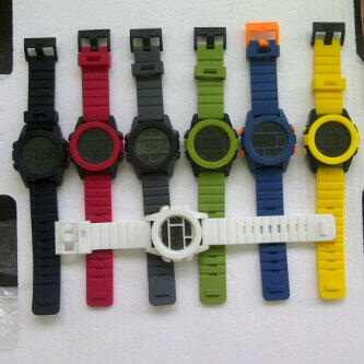 Jam tangan ARIEL NOAH NIXON THE UNIT