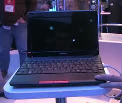 TOSHIBA NB520