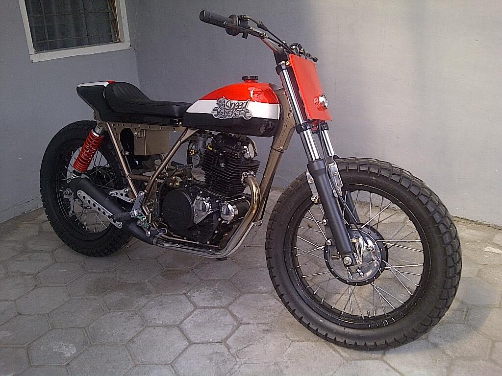F/S FLATTRACKER..KZ200 KUSTOM