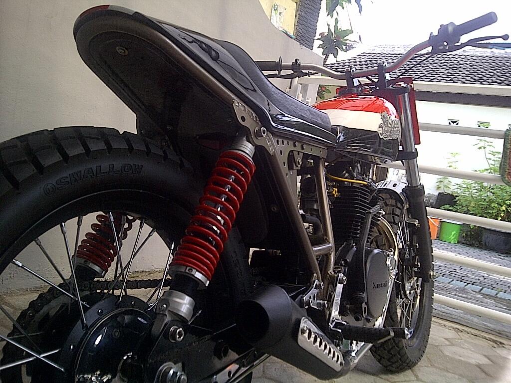 F/S FLATTRACKER..KZ200 KUSTOM