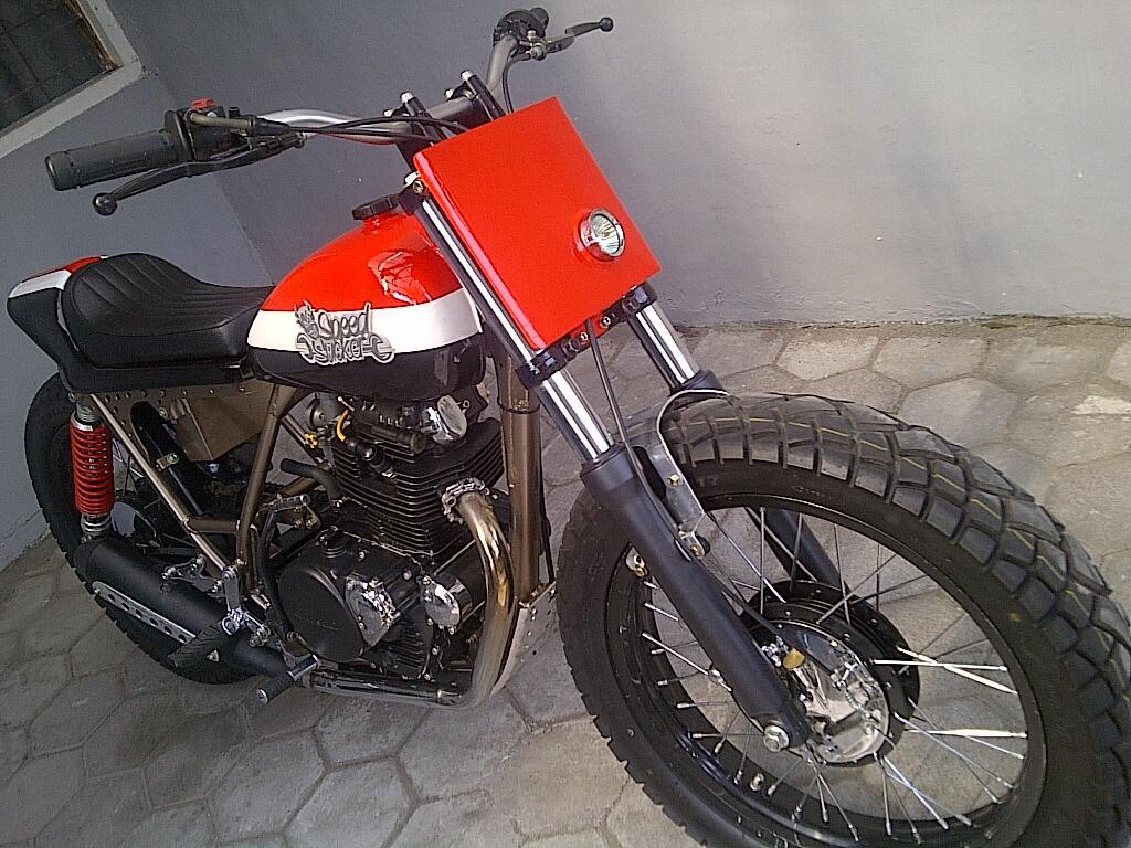 F/S FLATTRACKER..KZ200 KUSTOM