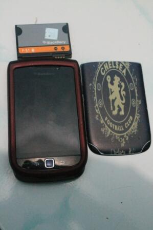 WTS BB TORCH 9800 SECOND KONDISI FULLSET MULUS MURAH SIAP COD-surabaya, masuk gan
