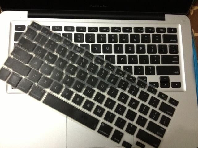 MacBook Pro 13 Inch i5 4GB