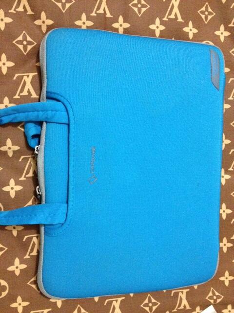 MacBook Pro 13 Inch i5 4GB