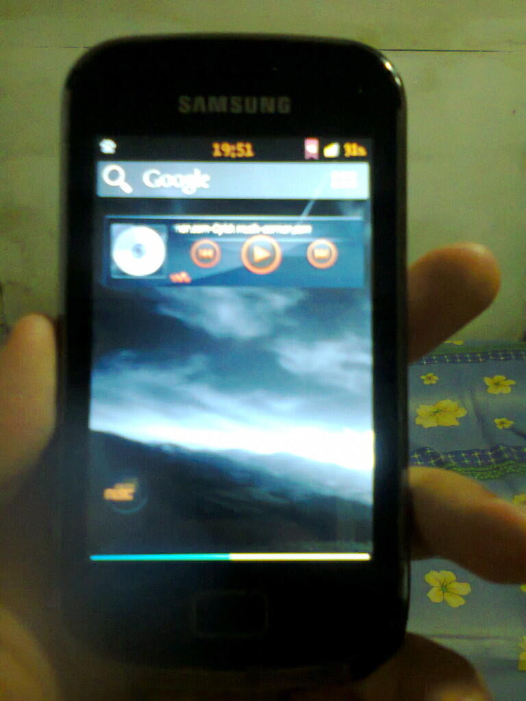 Beli Galaxy Mini 2 +dapet sweater komunitas Android