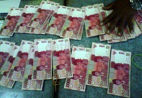 &#91;Cerdas&#93;Mengaku Terlilit Utang, Pasutri Asal Tasikmalaya Nekat Bikin Uang Sendiri 