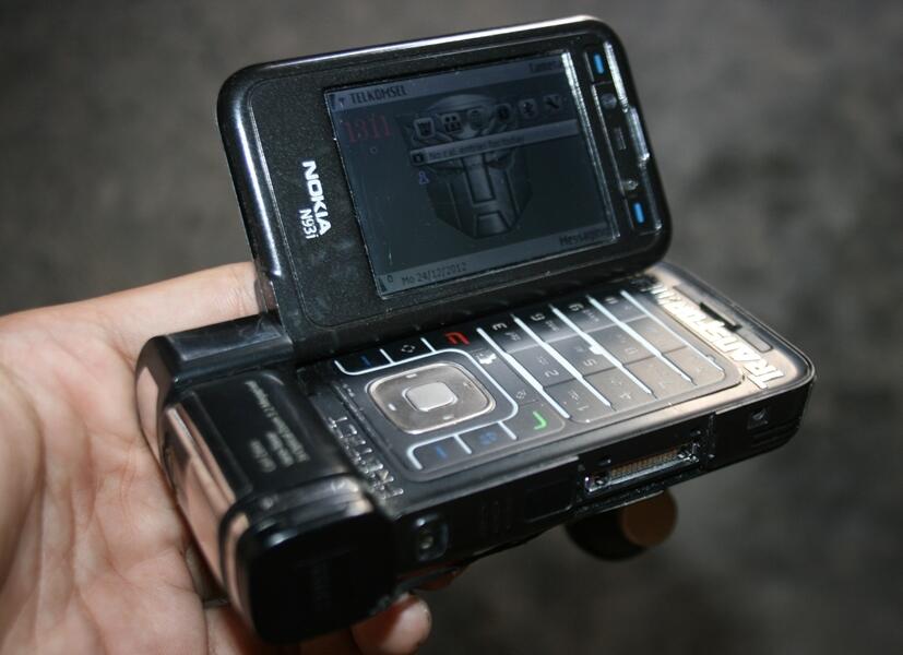 Nokia n93i