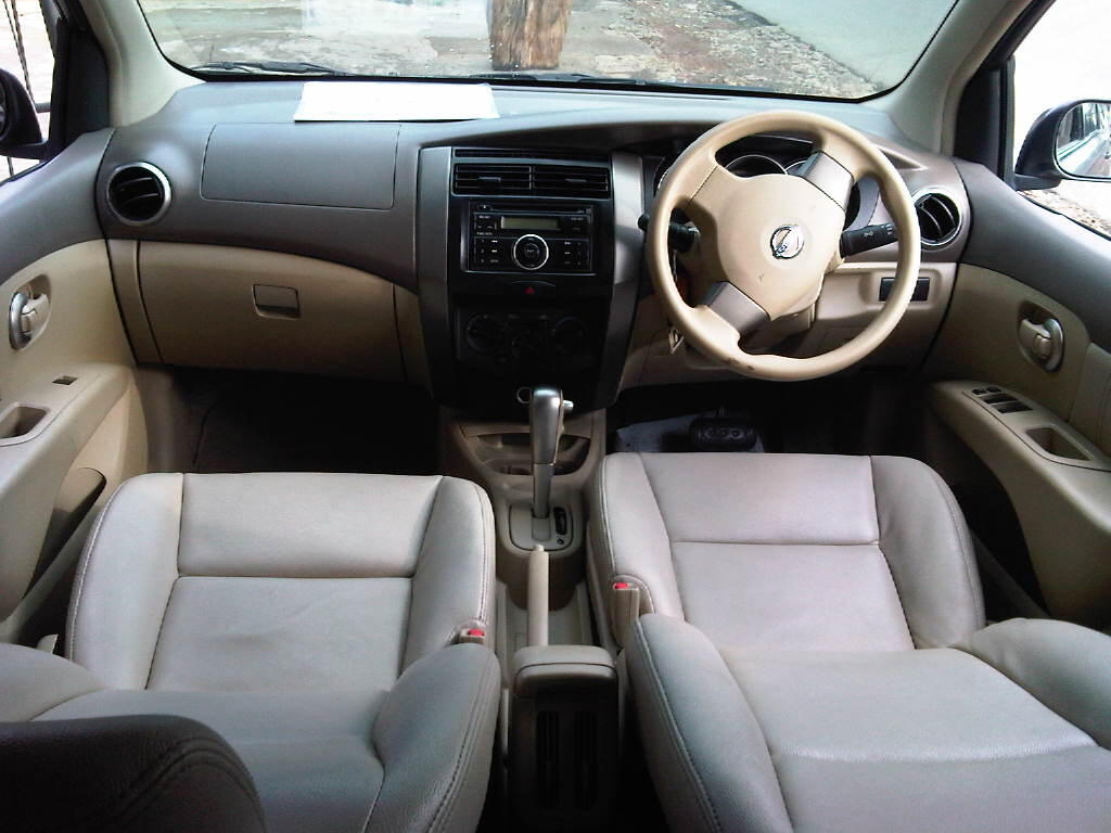 nissan livina 1.5 XR AT 2009 ABU - ABU METALIK