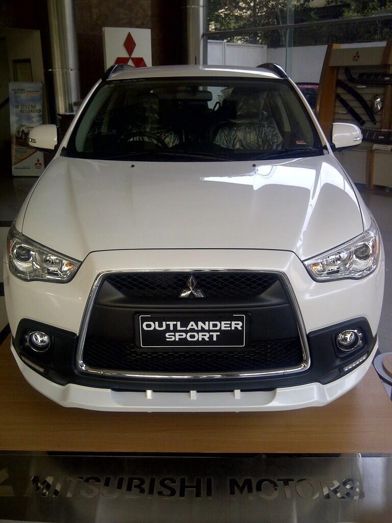 MITSUBISHI PAJERO SPORT,NEW OUTLANDER,NEW MIRAGE,COLT DIESEL,STRADA TRITON-LANCER-