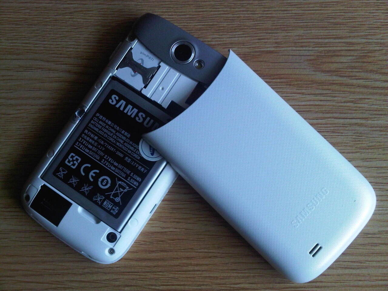 Samsung Galaxy Wonder Elegant White SEIN + Bonus (SOLO)