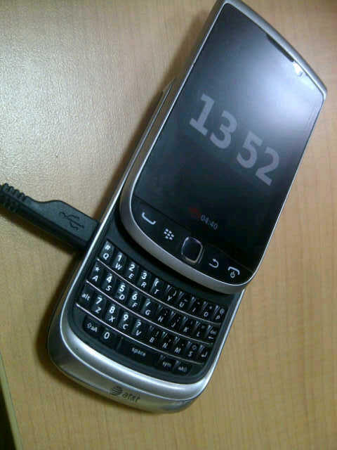 bb blackberry torch 2 9810 silver. garansi panjang & muluss bangett !!!