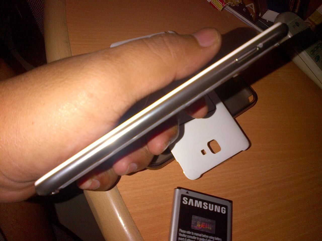 JUAL/BARTER SAMSUNG GALAXY NOTE N7000, WHITE, MULUS, GARANSI PANJANG