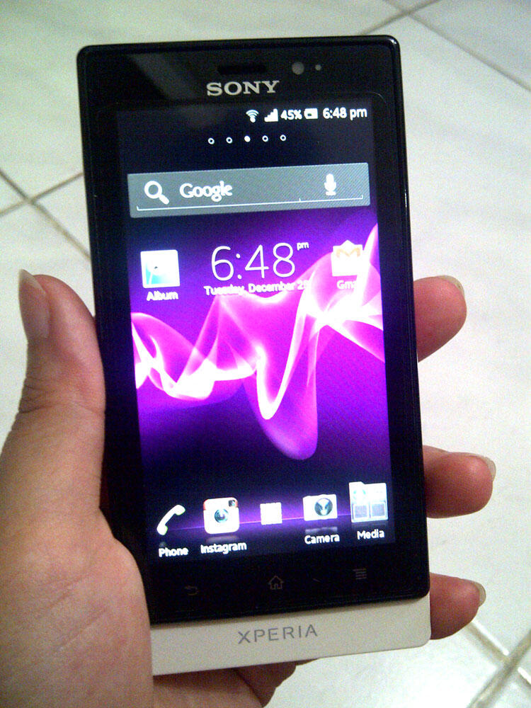 JUAL Sony Ericsson Xperia Sola (MT27i ) NEW White100% MULUS & KOMPLIT