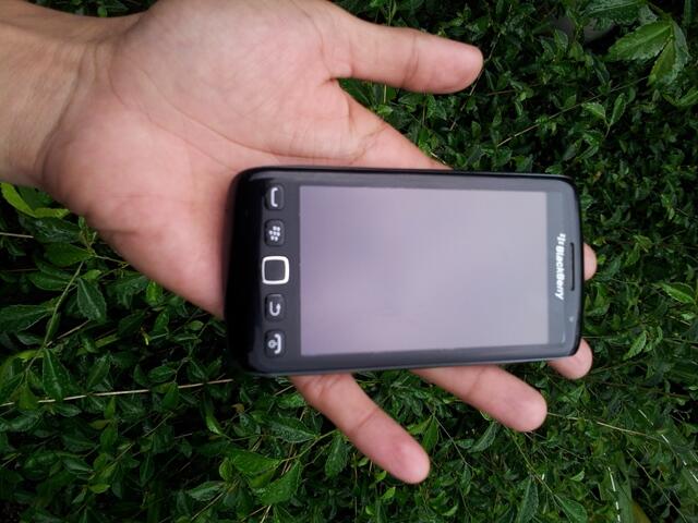 Blackberry BB 9860 monza batangan-Bandung