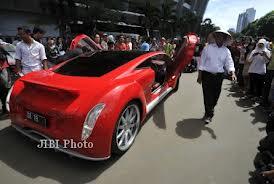 &lt;&lt;&lt;&lt;WOOOW&gt;&gt;&gt;&gt;MOBIL LISTRIK MADE IN INDONESIA MIRIP&quot;FERARRI&quot; SIAP BERSAING