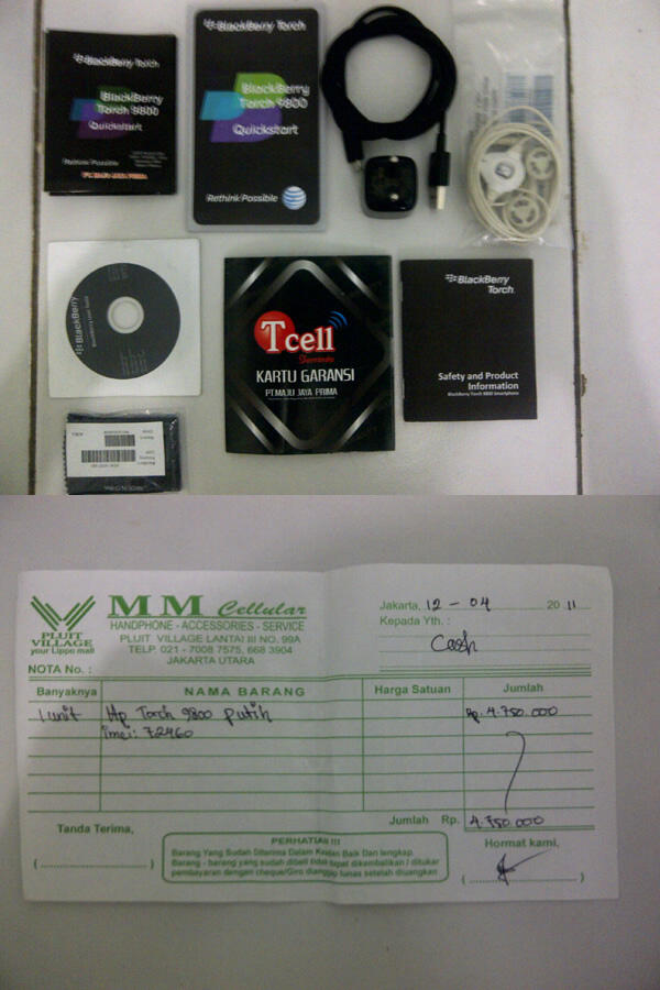 wts bb torch 1 aka torch 9800 white logo at&t bandung