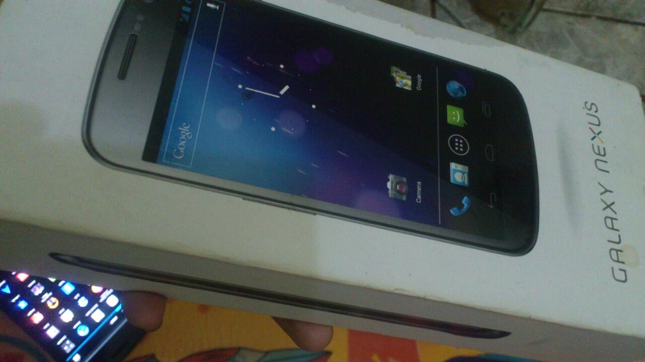 Samsung NEXUS I9250 ( LCD 720x1280 setara dengan Galaxy SIII) FullSet murah...