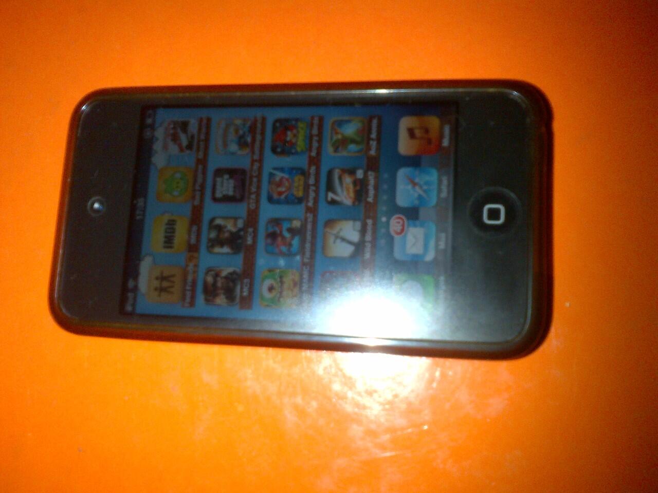 wts ipod touch 64 gb