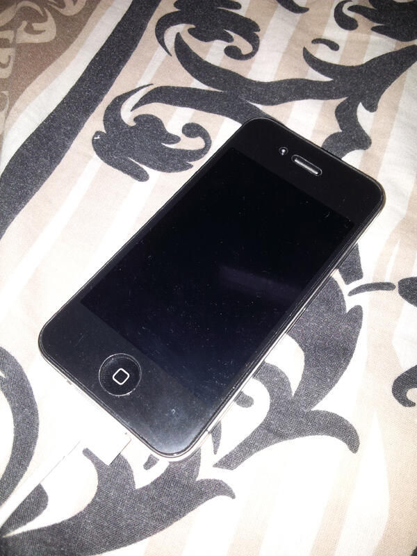 2nd iphone4 16G hitam muaknyos