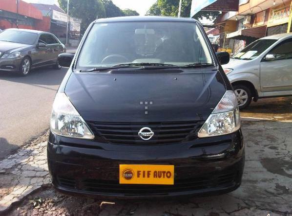 nissan serena 2.0 CT AT 2008 HITAM METALIK