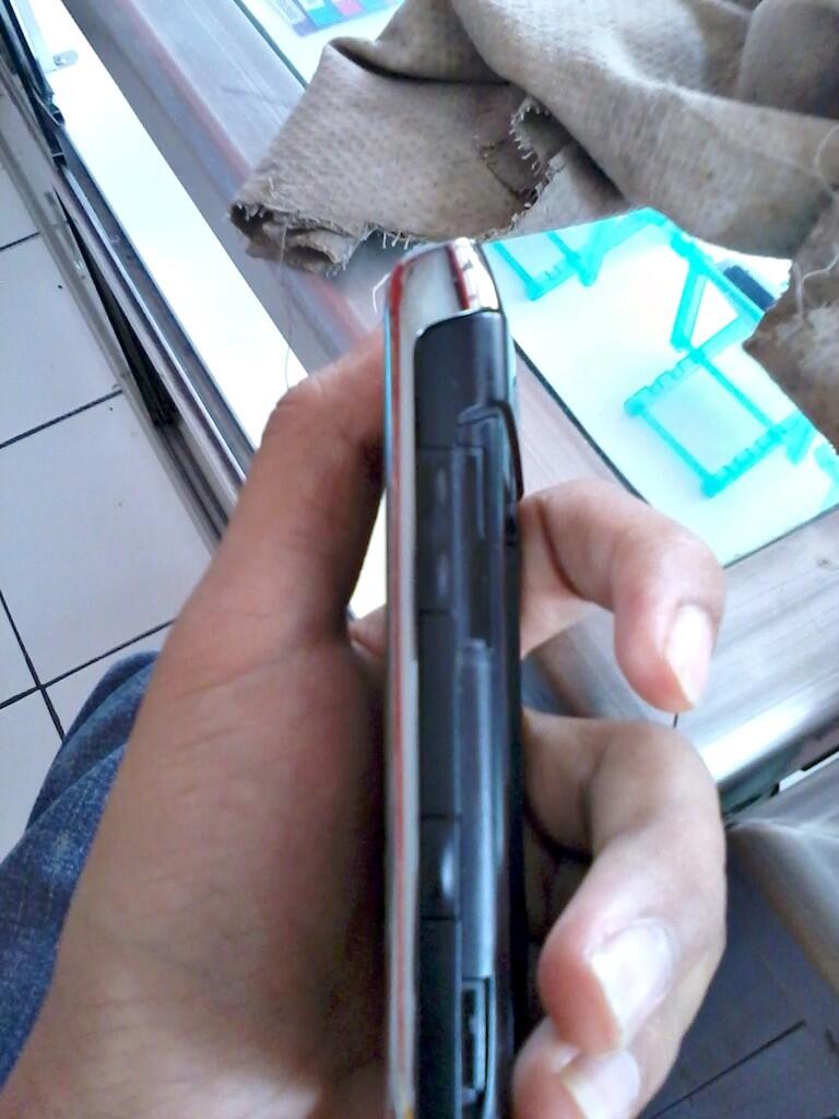 Black Berry Onix 2 Garansi CTN