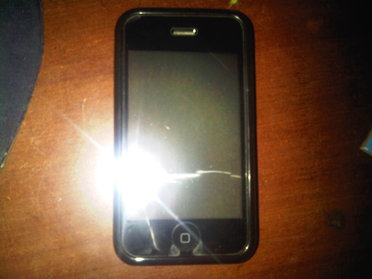 Iphone 3G 16 GB Hitam mulus