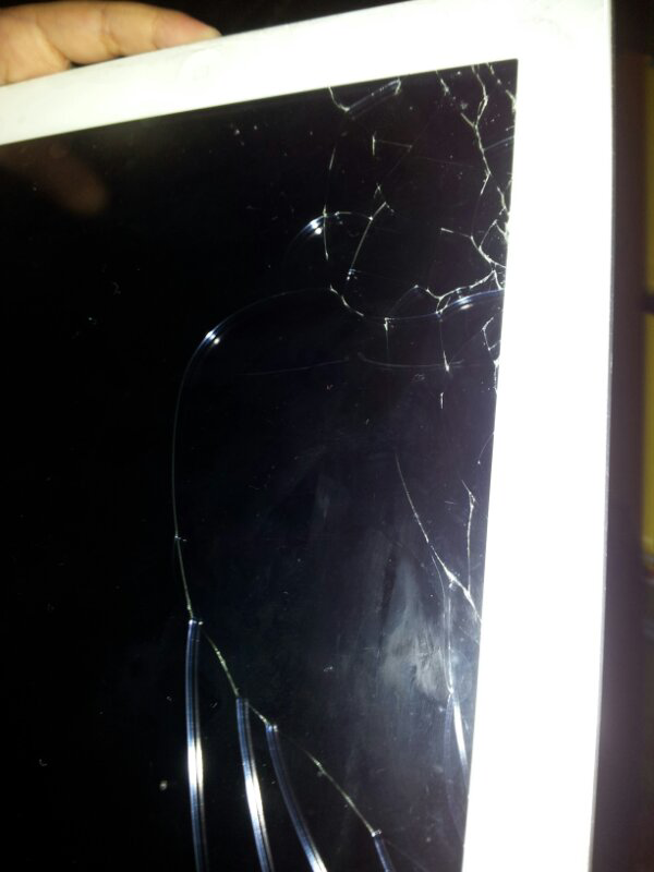 WTS Ipad 2 32 Gb Wifi only Bandung apa adanya .....masuk gan.....