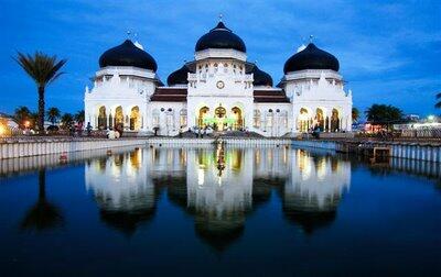 10 Masjid Paling Indah di Dunia 