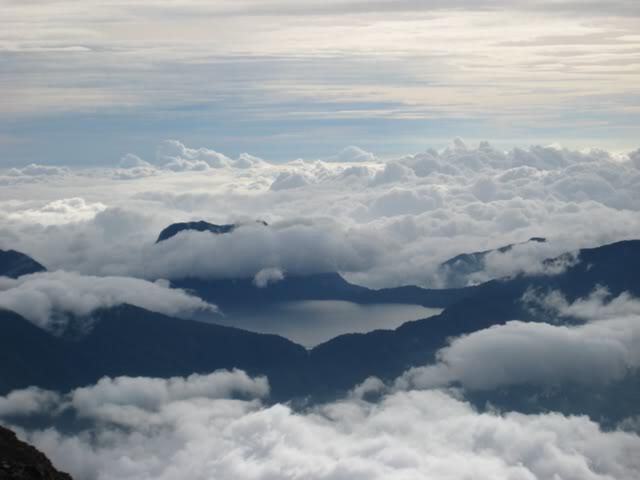 Misteri "Orang Pendek" di Area Wisata Danau Gunung Tujuh