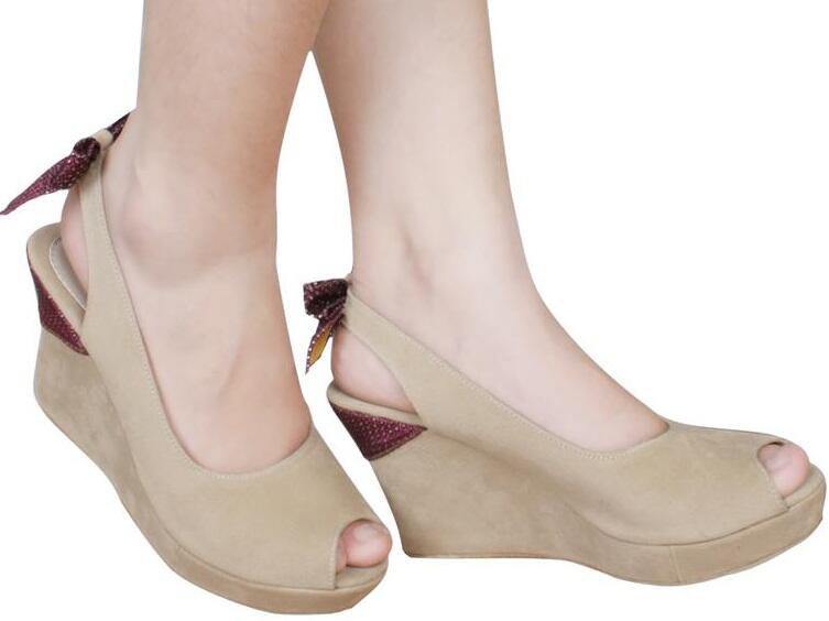 sepatu wedges