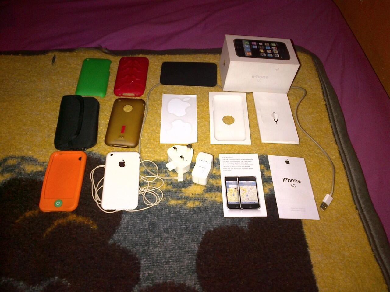 IPHONE 3G WHITE BANYAK BONUS BANDUNG