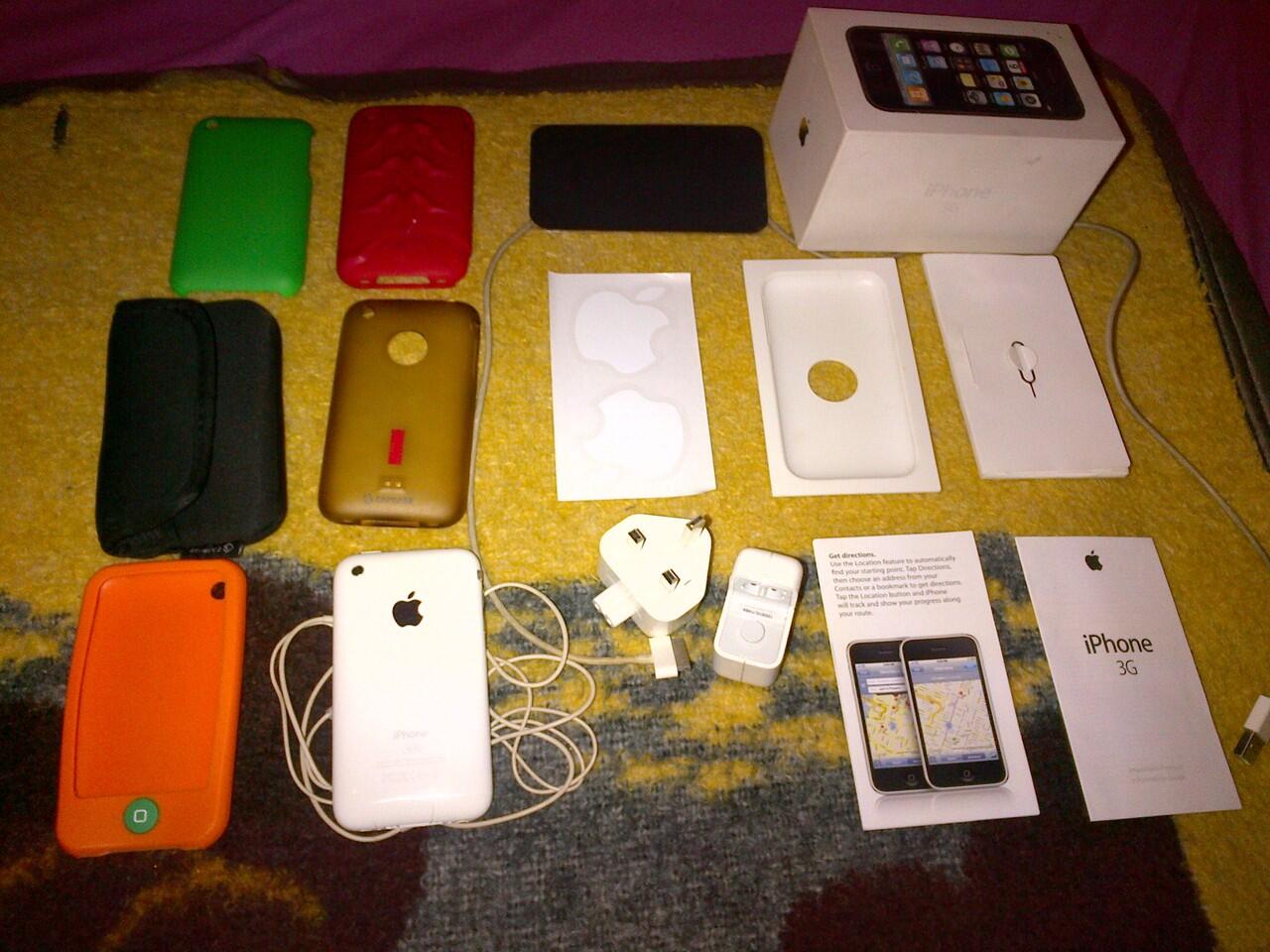 IPHONE 3G WHITE BANYAK BONUS BANDUNG