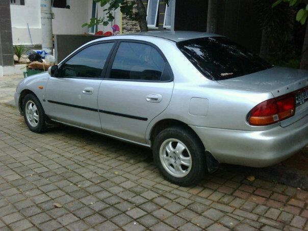 Ford Lynx 1.8 M/T Tahun 1996