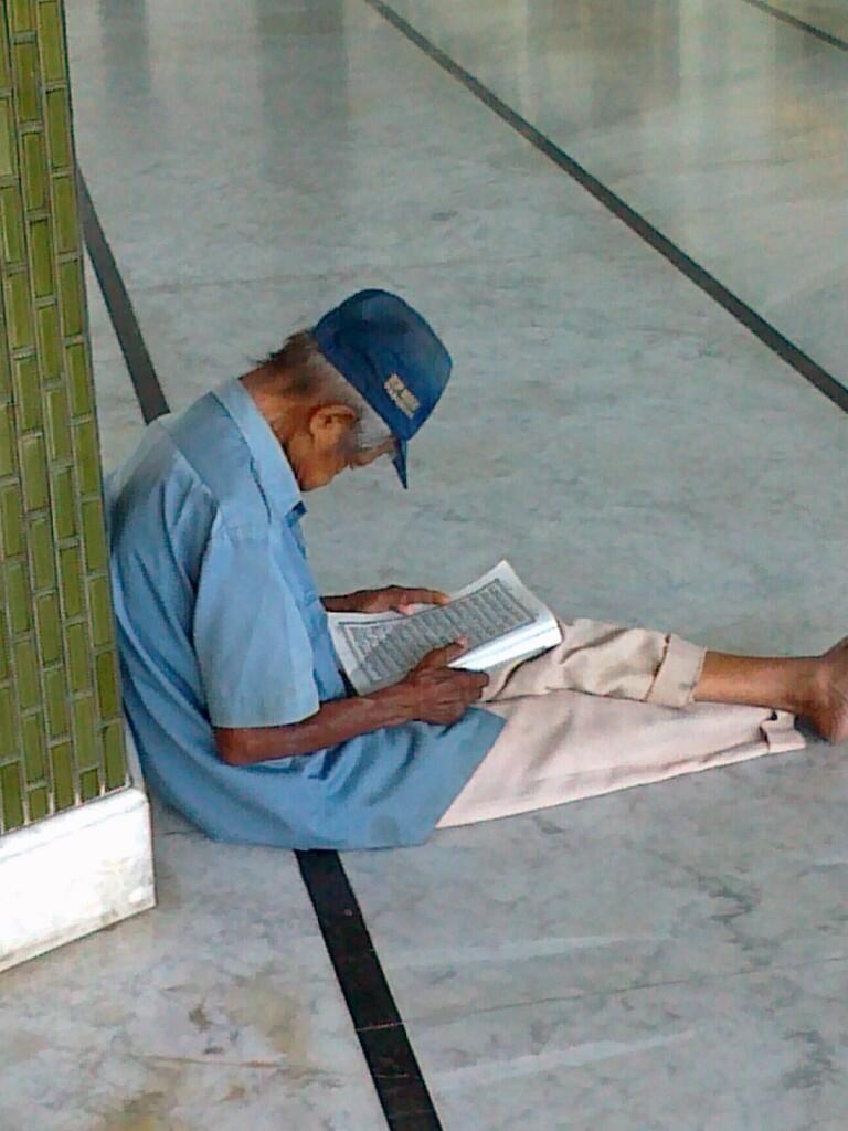 &#91;ask&#93; ada yang bisa bikin kata2 motivasi dengan foto ini??